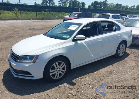 2018 Volkswagen Jetta 1.4T S z USA, uszkodzony, nr VIN 3VW2B7AJ4JM244832